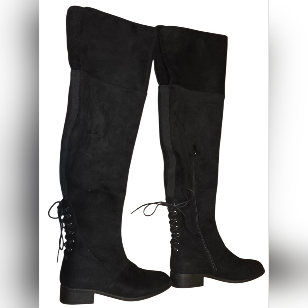 Chelsea Moreland Bizzy Over the knee Details below like new 7M